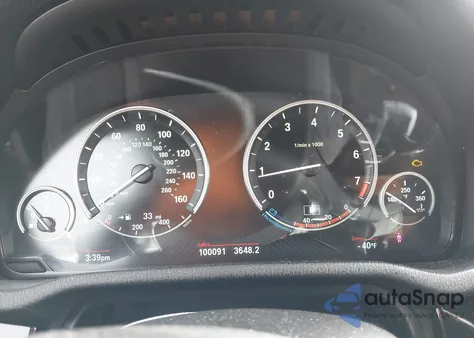 2016 BMW X3 xDrive28I z USA, uszkodzony, nr VIN 5UXWX9C50G0D64464